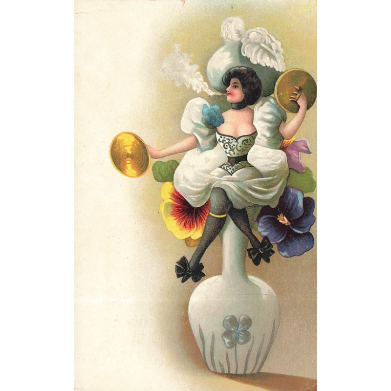 n°28836 - Fantaisie - Jeune femme assise sur un vase, jouant avec des cymbales