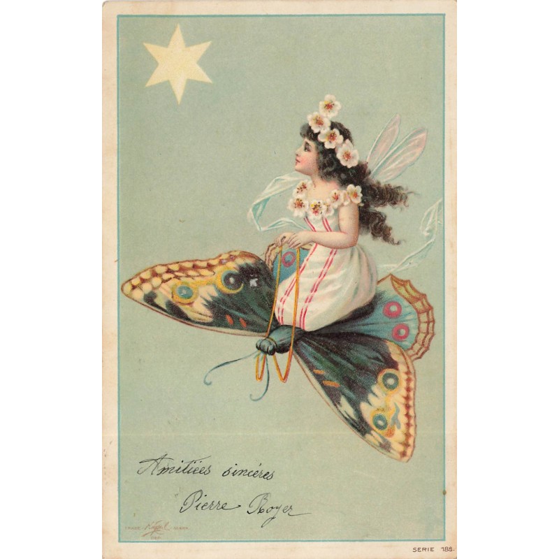 n°28992 - Fantaisie - Fée assise sur le dos d'un papillon