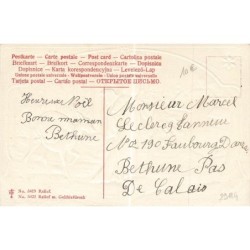 n°29114 - Carte Gaufrée - 5419- Joyeux Noël - Ange tenant une biche, marchant dans la neige