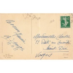 n°29201 - Illustrateur P. Ebner - Joyeux Noël - MM Vienne 693 - Fillette offrant des jouets à un bébé