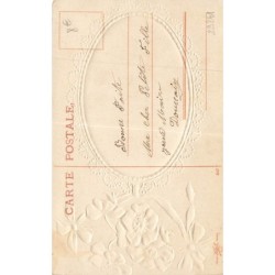 n°29241 - Carte Gaufrée - Clapsaddle - Bonne Fête - Fillette dans un médaillon