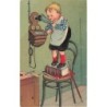 n°29350 - Fantaisie - Garçon debout sur une chaise voulant couper un téléphone avec une paire de ciseaux