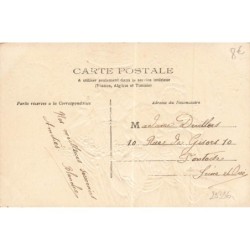 n°29396 - Carte Gaufrée - Fantaisie - Jeunes femmes cueillant des fleurs