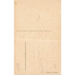 n°29415 - Carte Gaufrée - To my Valentine - Cupidon se promenant avec un coeur sous le bras