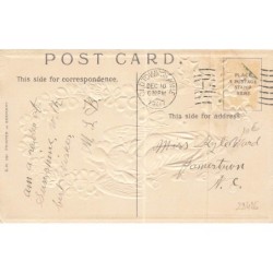 n°29426  - Carte Gaufrée - Noël - A Merry Christmas - Ange tenant une guirlande de clochettes