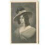 n°13618 - Jeune femme portant un chapeau