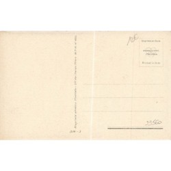 n°29560 - Illustrateur T. Corbella - Jeune femme debout près de sa voiture