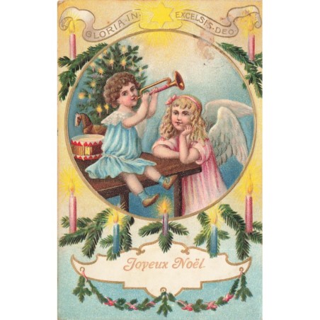 n°29623 - Carte Gaufrée - Joyeux Noël - Ange écoutant une fillette jouant de la trompette