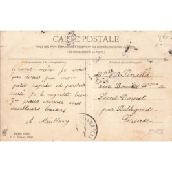 n°29698 - Animaux - Chat- Une famille de chats humanisés assis sur un banc