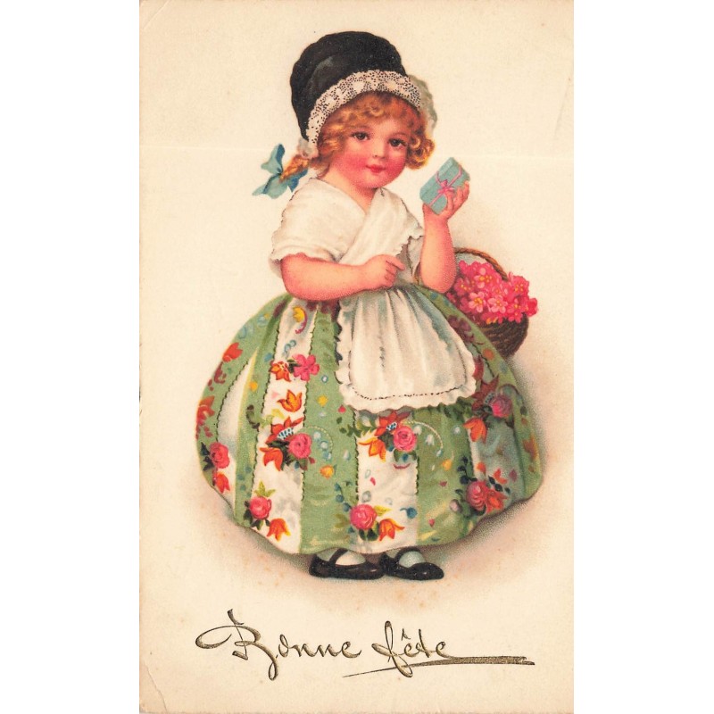 n°29738 - Clapsaddle - Bonne Fête - Jeune fille portant un panier rempli de fleur, et tenant un petit cadeau