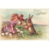 n°29970 - Carte Gaufrée - Pâques - Fröhliche Ostern - Une fillette et un lièvre ramassant des oeufs