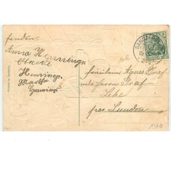 n°13711 - Carte Gaufrée - Fröhliche Pfingsten - Fillette tenant un panier avec des champignons sur le quai du Gare - tra