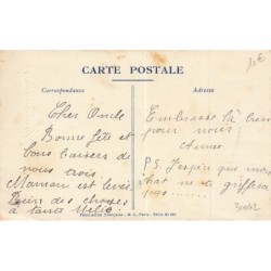 n°29992 - Flatscher - Bonne Année - Enfants se protégeant sous un champignon de la neige