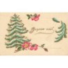 n°30066 - Carte Gaufrée - Joyeux Noël - Sapin et fleurs