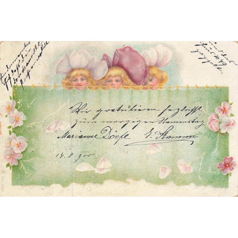 n°30097 - Fantaisie - Fillettes avec chapeau floral derrière un rideau