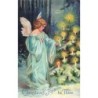 n°30275 - Carte Gaufrée - Clapsaddle - Christmas Joys be Thine - Ange décorant avec des bougies un sapin