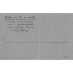 n°30401 - Carte Peinte à la Main - Mode - Jeune femme portant un manteau violet, et un manchon