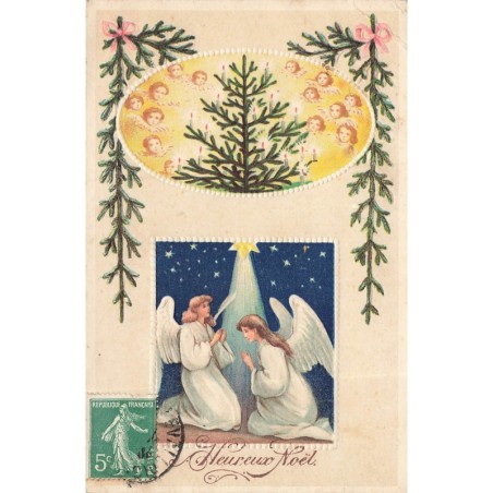 n°30432 - Carte Gaufrée - Heureux Noël - Anges Gardiens priant