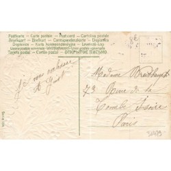 n°30479 - Carte Gaufrée - Joyeux Noël - Enfants apeurés au milieu de houx, au clair de lune