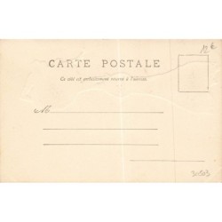 n°30503 - Carte Gaufrée - Fantaisie - Jeune femme en équilibre sur une bouteille de champagne