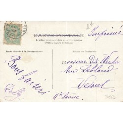 n°30562 - Heureuses Pâques - Lièvres habillés jouant aux cerceaux