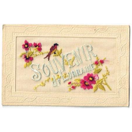 n°30653 -  Carte Brodée - Souvenir de Lorraine - Fleurs et oiseau brodés sur tissu