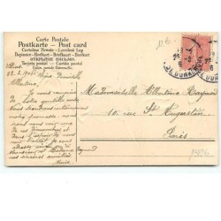 n°13896 - Carte Gaufrée - Fillettte avec des trèfles à 4 feuilles sur un champignon