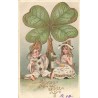 n°30715 - Carte Gaufrée - Bonne Année - MSIB 13556 - Pierrot et Colombine, Champagne et Trèfle à quatre feuilles