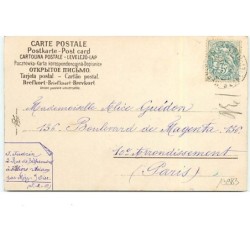 n°13983 - Joyeuses Pâques - Clapsaddle - Fillette portant sur la tête un panier rempli d'oeufs