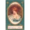 n°30764 - Carte Gaufrée - Clapsaddle - Élégante rousse à l'éventail en médaillon doré