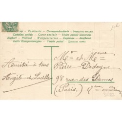 n°30782 - Carte Gaufrée - Heureuses Pâques - Poussins et Coq dans un Tramway -