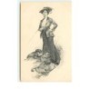 n°14673 - MM Vienne M. Munk n°702 - Jeune femme en tenue de chasse avec un chien