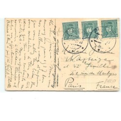 n°14830 - Lutins, l'un en ski apportant un bouquet de trèfles a 4 feuilles à un autre, ce dernier buvant