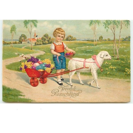 n°15098 - Vroolyk Paaschfeest - Garçon tenant un mouton, ce dernier tirant une petite brouette remplie d'oeufs