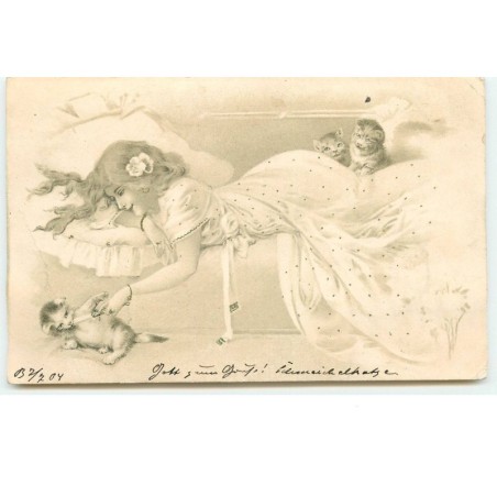 n°15515 - Jeune fille jouant avec des chatons