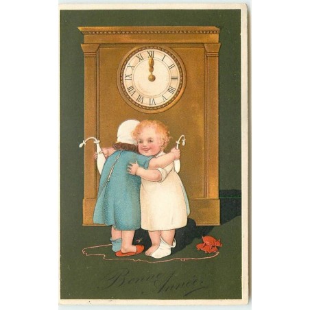 n°16031 - Carte Gaufrée - Flatscher - Bonne année - Bébé se serrant dans les bras devant une pendule