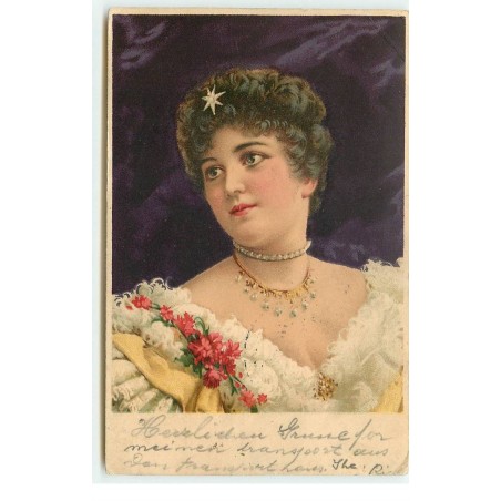 n°16618 - Jeune Femme avec une robe, et des fleurs