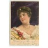 n°16618 - Jeune Femme avec une robe, et des fleurs