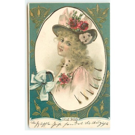 n°16620 - Jeune Femme portant un chapeau fleuri dans un médaillon