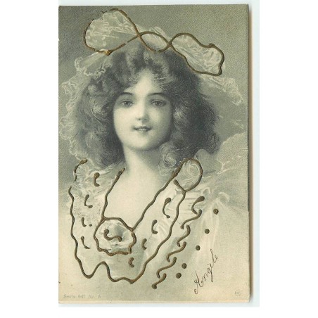 n°17036 - Carte avec Paillettes - Portrait d'une jeune fille