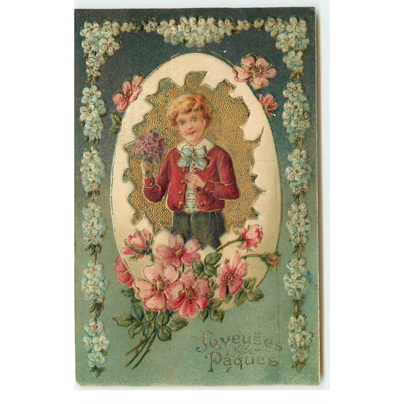 n°17078 - Carte Gaufrée - Joyeuses Pâques - Jeune Garçon avec des fleurs dans un oeuf