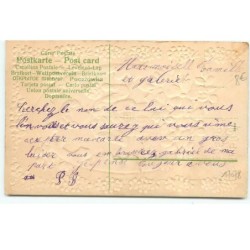 n°17078 - Carte Gaufrée - Joyeuses Pâques - Jeune Garçon avec des fleurs dans un oeuf