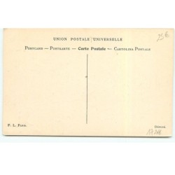n°17208 - L.G. - Jeune femme se promenant avec deux grands caniches - P.L. Paris