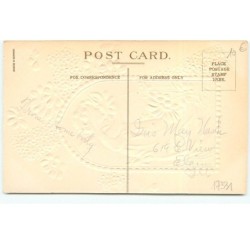 n°17331 - Carte Gaufrée - Clapsaddle - A Happy Easter - Ange sentant des fleurs