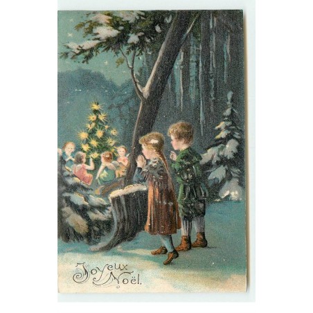 n°17382 - Carte Gaufrée - Joyeux Noël - Enfants regardant des anges autour d'un sapin