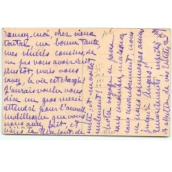 n°17400 - Couple dos à dos assis sur un croissant de lune