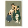 n°17497 - Carte Gaufrée - Flatscher - Jeune Fille, et fillette regardant un caniche faisant le beau