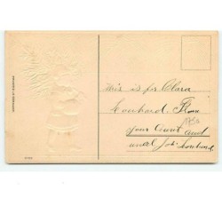 n°1750 - Carte Gaufrée - Christmas Greetings - Fillette avec un sapin