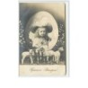 n°1799 - Carte  Russe - Fillette avec un chapeau dans un oeuf - surréalisme