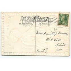 n°18041 - Carte Gaufrée - Clapsaddle - Valentine Thoughts - Fillette jouant avec sa robe